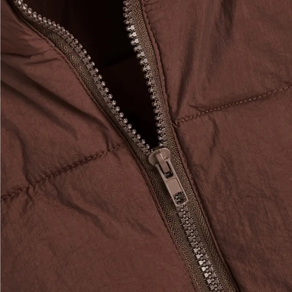 Dark Brown Cropped Puffer Vest - Picture 3 of 6